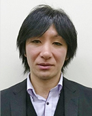 スーツの男性増田氏