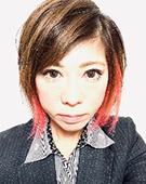 委員長鈴木 真子